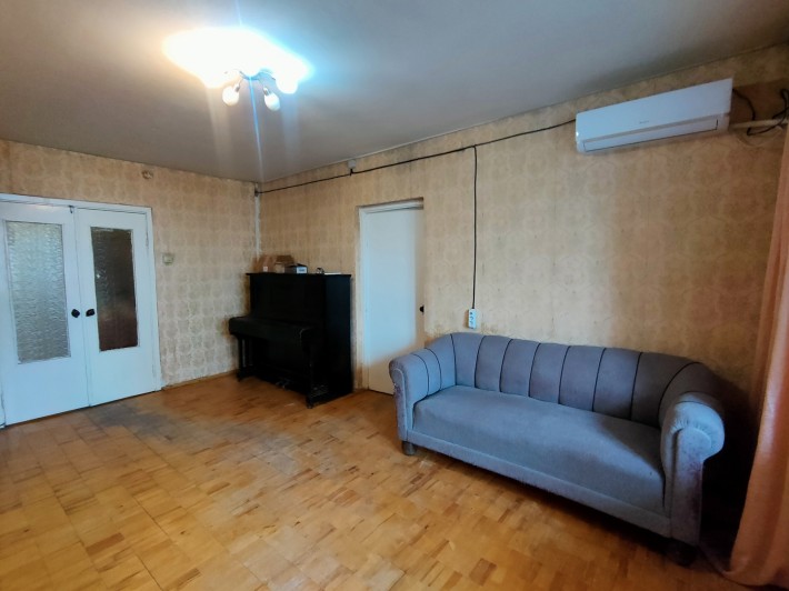Продаж 4-кімнатної квартири вул. Рональда Рейгана 9-г, Троєщина - фото 1
