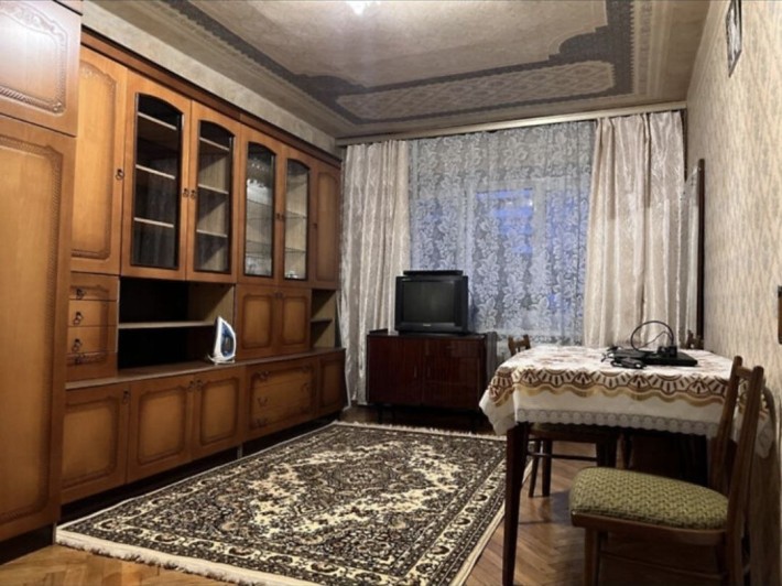 Продаж 3-кімн квартири в Голосіївському районі, вул. Юлії Здановської 5. (Ломоносова) - фото 1