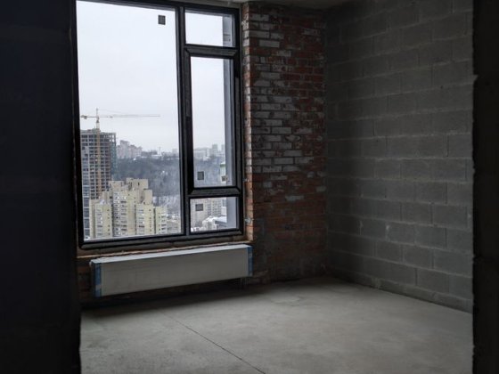 Продаж 2-х кімнатної видової квартири із власною терасою в зданому будинку. Київ