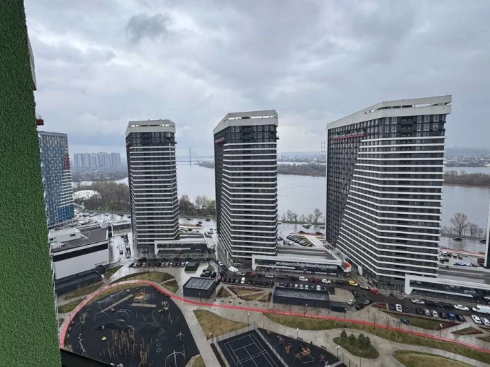 Продаж 1-к квартири вул. Причальна 10 - фото 1