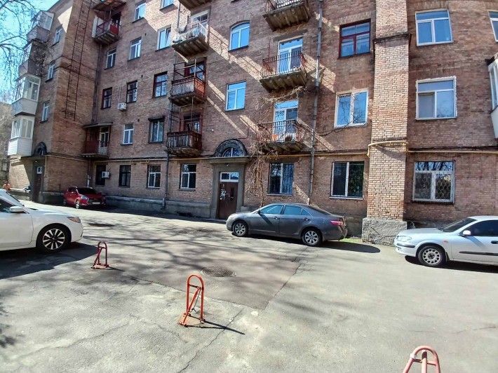 Продається 2-К квартира за адресою: вулиця Алмазова (Кутузова), 1, 85 000 у.о. - фото 1
