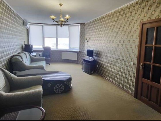 Продаж 1к-квартири  Харківське шосе 19а Київ