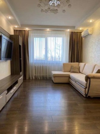 Продаж 1-к квартири вул. Новаторів 22б - фото 1