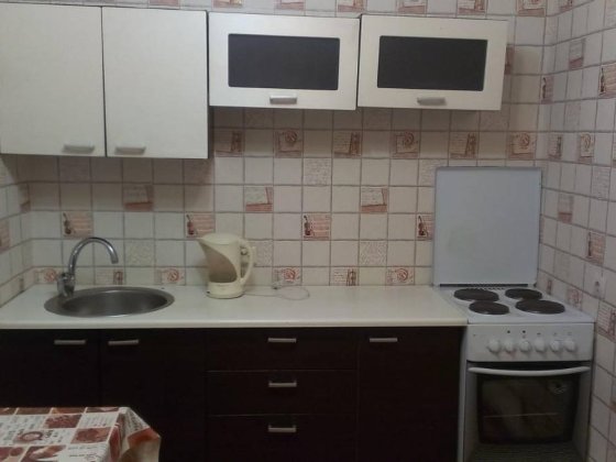 Продаж 3-кімнатної квартири вул. Автозаводська, 15а Київ