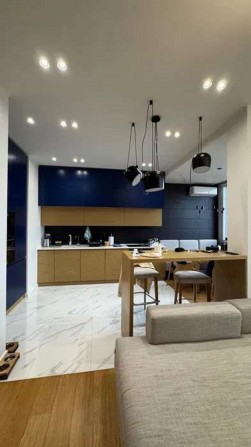 Продаж 2-х рівневої квартири Коновальця Євгена (Щорса) вул.34а - фото 1