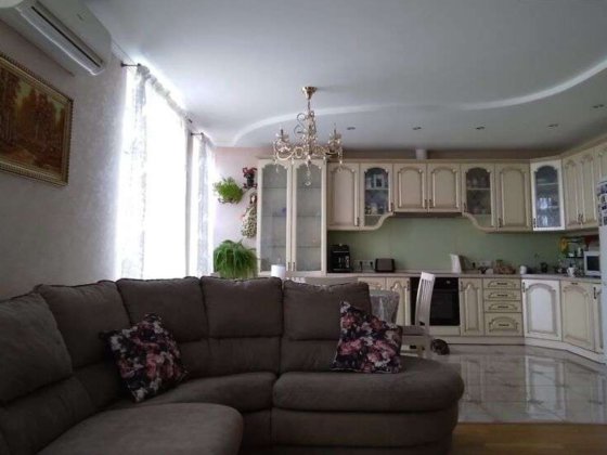 Продаж 4-х квартири Регенераторна вул. 4к5 ЖК Комфорт Таун Киев