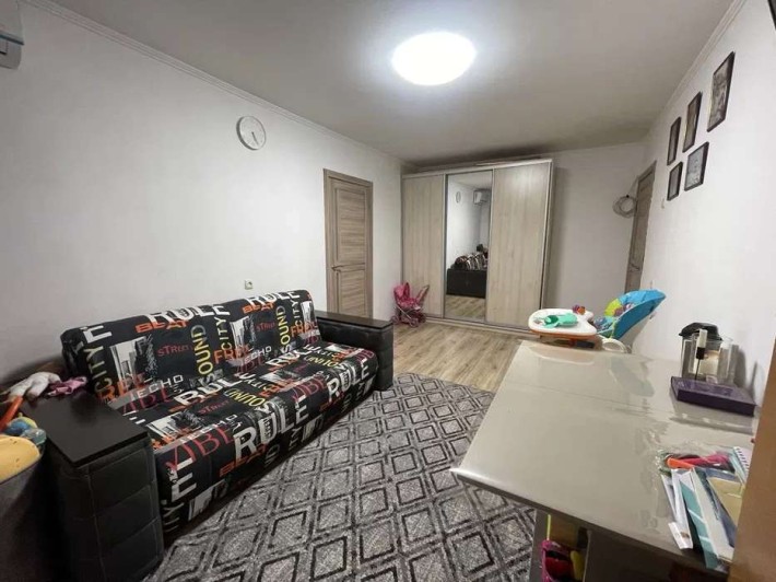 Продаж 3-к квартири вул. Анатолія Солов'яненко 8 - фото 1