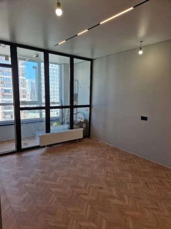 Продаж 1-к квартири Сім'ї Крістерів вул. 16 ЖК Варшавський 2 - фото 1