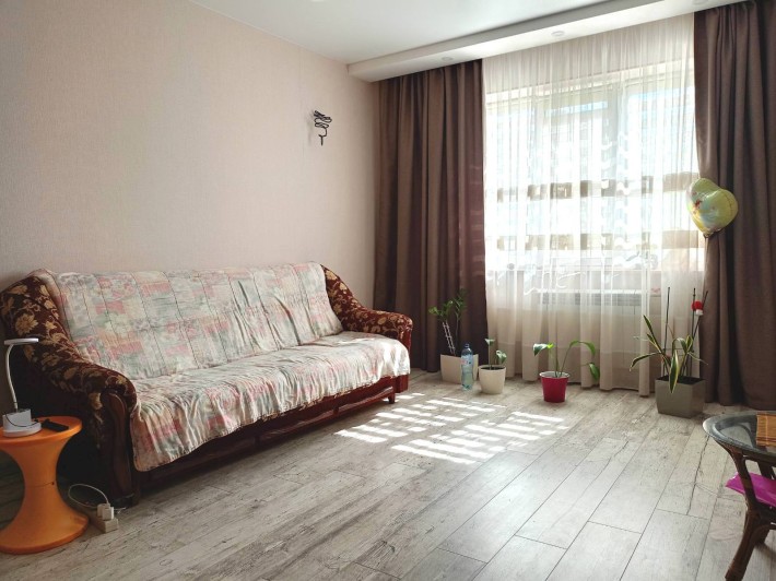 Продаж 3х кімнатної, вул. Закревського, 89. - фото 1