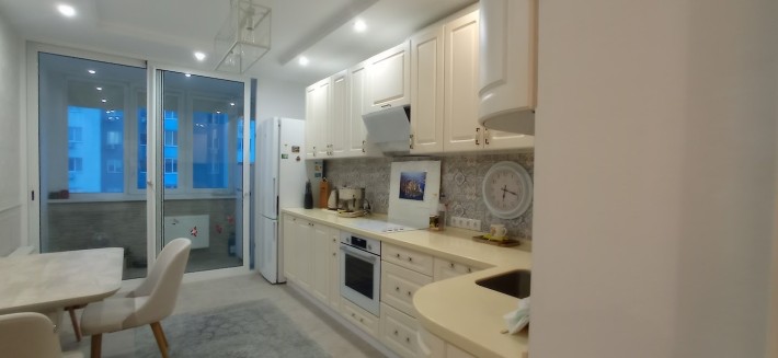 Продаж  3 к. квартири проспект Оболонський  1, метро Оболонь - фото 1