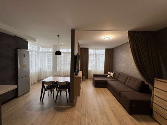 Продаж 2-к квартири вул. Юнацька 4 Киев