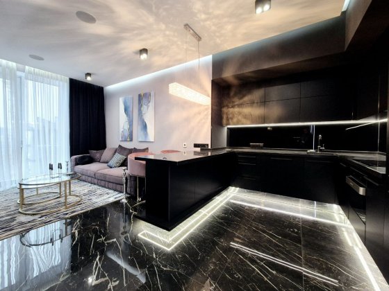 Продаж 2к квартира ЖК Royal Tower. Центр. Саксаганського 37к Киев