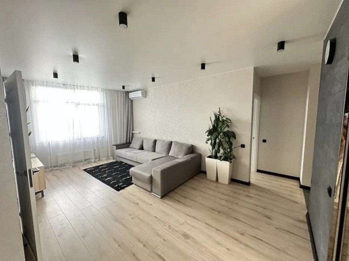 2к.квартира, вул. Райдужна, 58,  ЖК Иль Патіо, Дніпровський район - фото 1