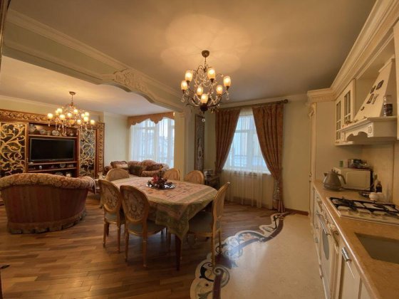 Продаж 4- к квартири Ярославский пер. 7/9 Київ