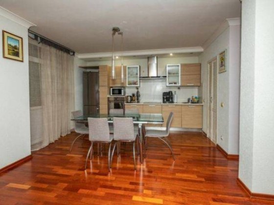 Продаж 4 к. квартири вул. Окіпної Раїси 10Б. Київ