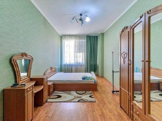 Продаж 3к дворівневої квартири по вул.Павлівська 17 в Шевченківському районі з підземним паркінгом Киев