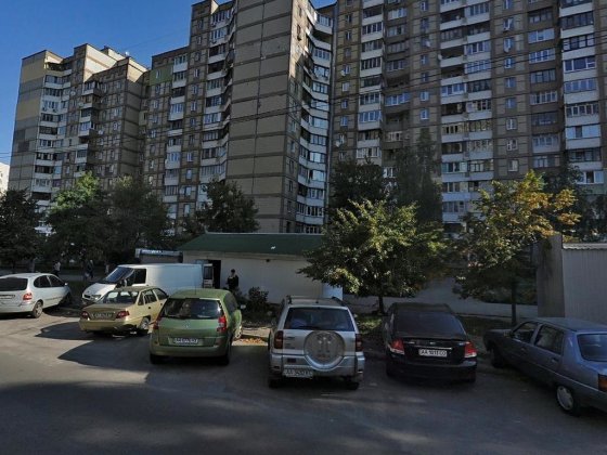 Продам 3 кімнатну квартиру  біля метро Житомирська Киев
