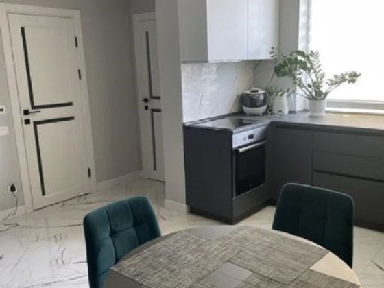 Продам 2-к квартиру 56 м2. Кадетська гай 10  ЖК Медовий Турецький містечко Солом'янський район Київ