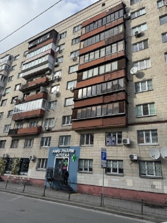 Продам 1- к квартиру на проспекті Повітряних Сил України 52 ( Повітрянофлотський) - фото 1