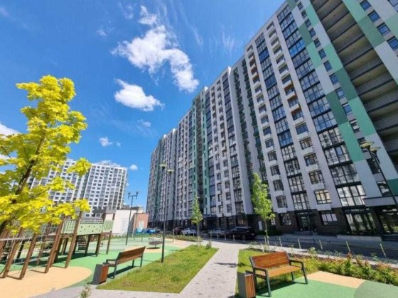 Продається 3-кімнатна видова квартира в ЖК «Місто Квітів» у будинку №11, Тираспільська вулиця. Київ