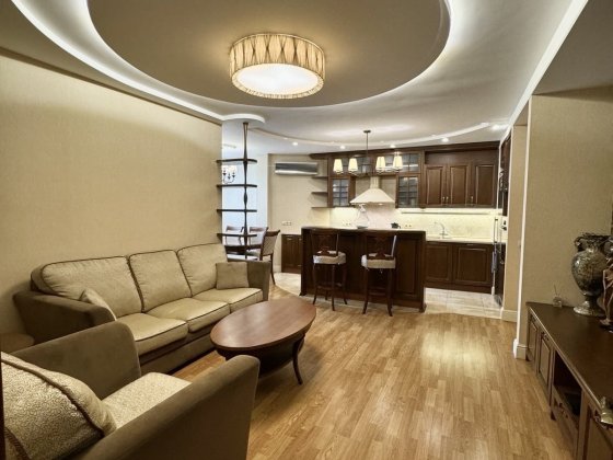 Продаж 2 кімнатної квартири пр. М. Бажана 1м, Позняки Київ