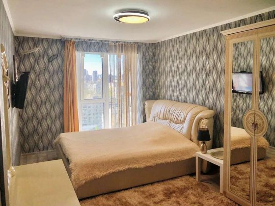 Продам 3-кімнатну квартиру по вул. Архипенка (Мате Залки), 5а Киев