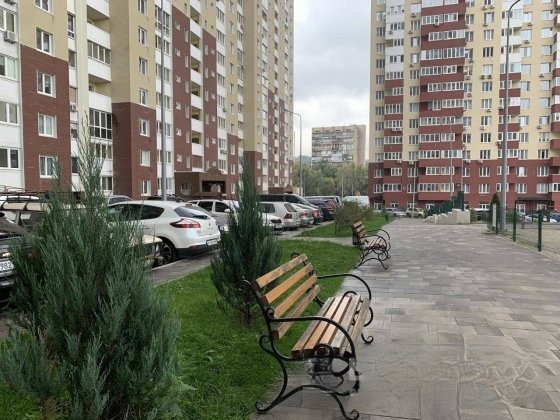 Продаж 2-кімнатної квартири Ясинуватський пров. 10 Київ