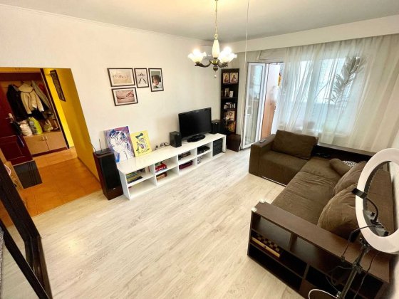 Продаж 2-кімнатної квартири по вул. Ахматової Ганни, 4. Київ