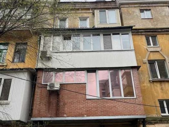Продаж 3к.квартири по вул. Сирецька 30/1, м. Дорогожичі Київ