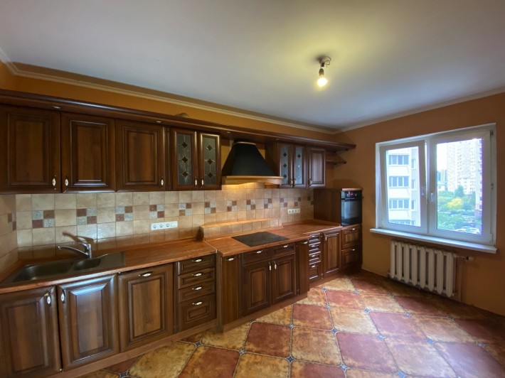 Продаж 3к квартири вул. Урлівська 15, Дарницький р-н - фото 1