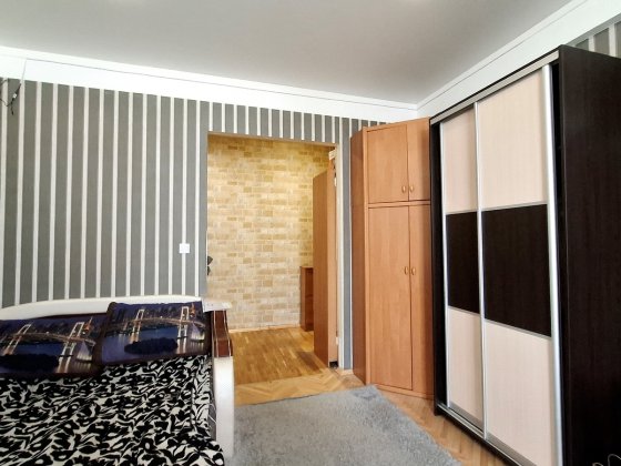 Продаж 1 кімнатної квартири з ремонтом Київ, правий берег, Центр, поряд з метро Либідська, по вул. В Киев