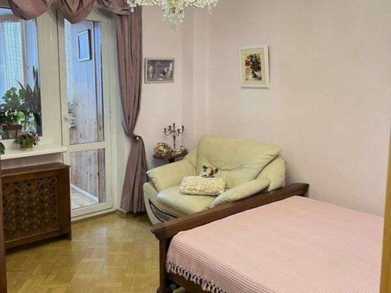 Продаж 2к квартири  вул. Михайла Котельникова 31 Київ