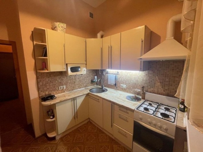 Продаж 1к квартиру в Солом'янському районі за адресою Повітрофлотський, 78 - фото 1
