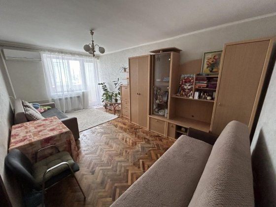 Продаж 1к. квартири по вул. Іллєнка Юрія (Мельникова), 9 Киев