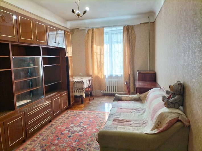 Продаж  2-кімнатної квартири в Солом’янському районі, вул. Світличного, 4 - фото 1