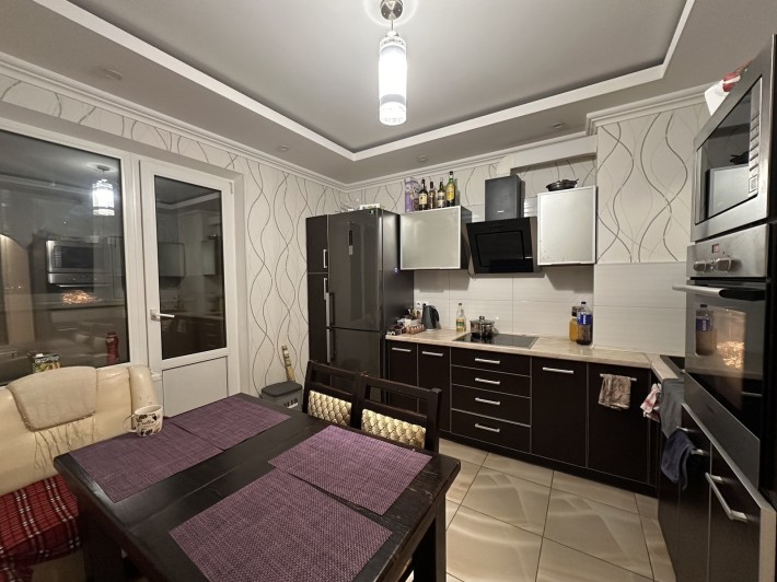 Продаж 2к квартири по проспекту Науки 55а - фото 1