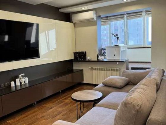 Продаж 3-кімнатої квартири по просп.Григоренко, 14 Київ