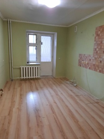 Продаж 2к квартири  вул. Вишняківська 5б Дарницький р-н Лівий берег - фото 1