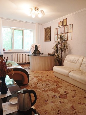 Продам 3- к квартиру вул.Борщагівська 8 євроремонт, КПІ, метро - фото 1