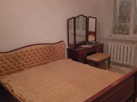 Продаж 2-х кімнатної квартири Курганівська вул.3 Київ