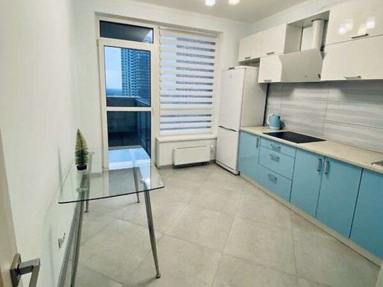 Продаж З-к квартири в ЖК Зарічний, по вулиці Осокорська, 2а, метро Славутич Киев