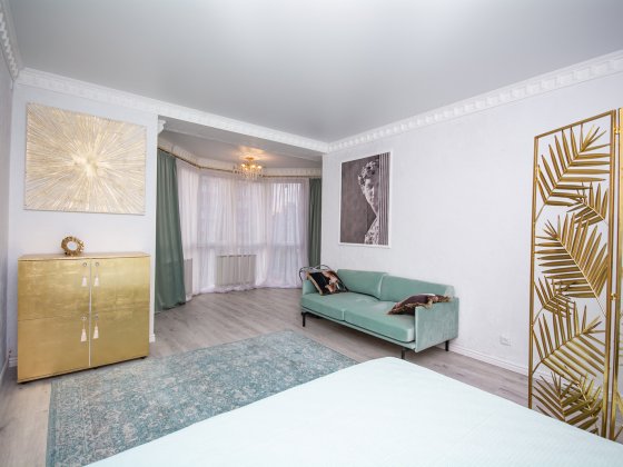 Продаж 1 кім квартира з ремонтом у новому будинку. Без%. Правий берег. Солом'янський район. Чортків. Киев