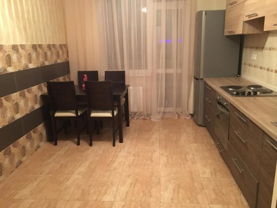 Продаж 1-кімнатної квартири на вул.Драгоманова, 40з Киев