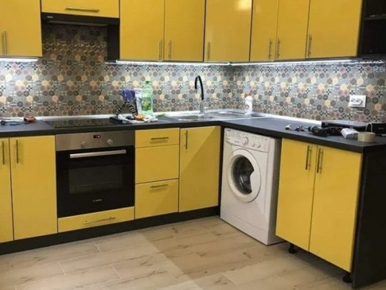 Продаж 1 к. квартири на вул. Драгоманова 1к Киев