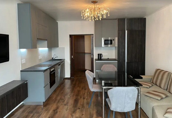 Продається 3кімнатна квартира з ремонтом в ЖК Ліко Град - фото 1