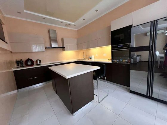 Продаж 3-кімнатної квартири на вул. Юлії Здановської, 71г Київ