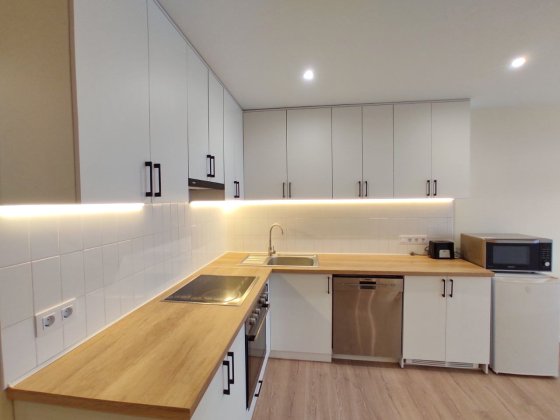 Продаж 1 к квартири по вул. Наумова Генерала, 1-Б м.Академмістечко Київ