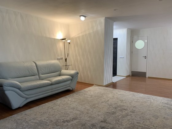 Продаж однокімнатної квартири, Вул. Анни Ахматової 5, Позняки Київ