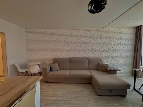 Продам квартиру студію з дизайнерським ремонтом у ЖК Elyseum (Елізіум) Київ