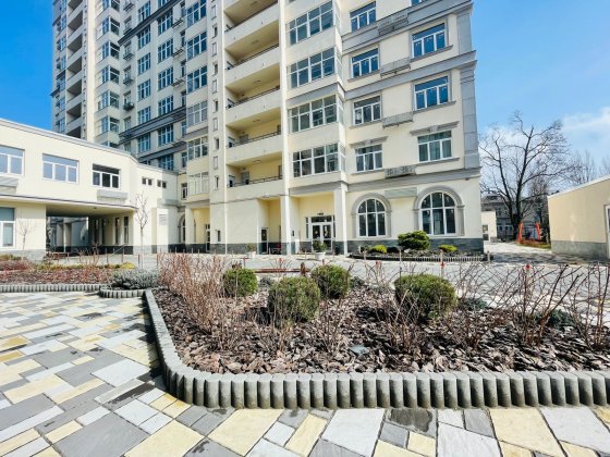 Продаж 1-кімнатної квартири вул Будівельників 30 Дарницький Лівий берег. Київ